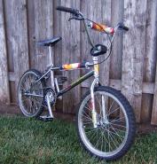 S&M Dirtbike