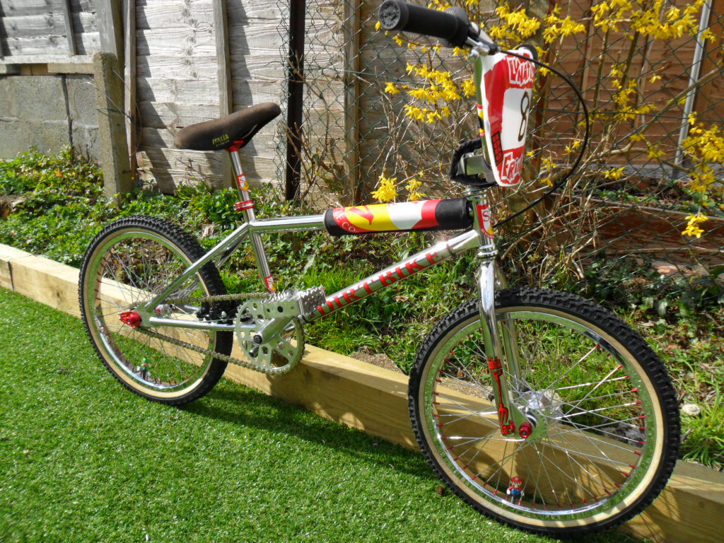 s&m dirtbike