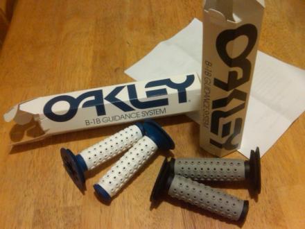 brand new old OAKLEY grips - 2010 reissues - Riding, Research & Collecting  - BMX Society community forums