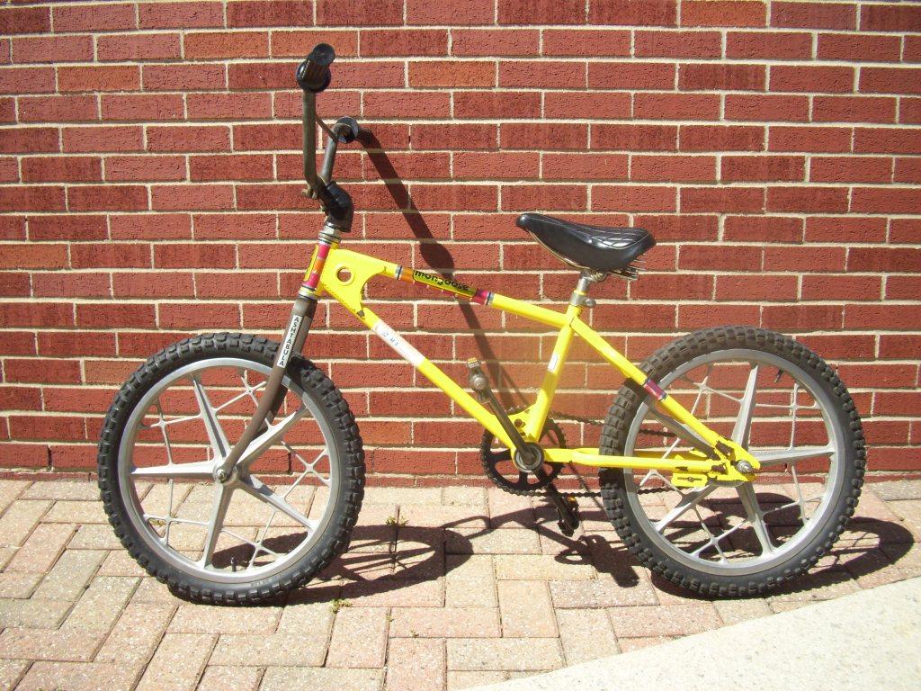 1976 Mongoose Motomag Survivor - Riding, Research & Collecting